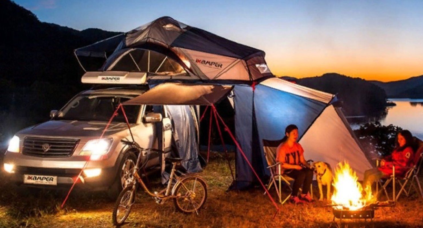 Tourist camp. Автокемпинг караванинг. Палатка на крышу автомобиля IKAMPER. Палатки для автотуризма. Туризм с палатками.