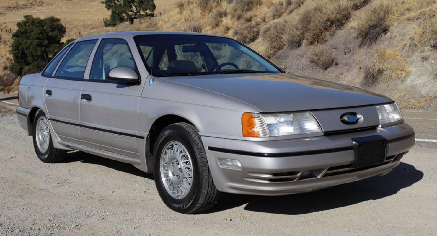 Ford Taurus 5