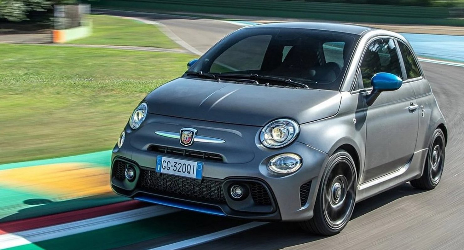 Fiat 500 Abarth 2022