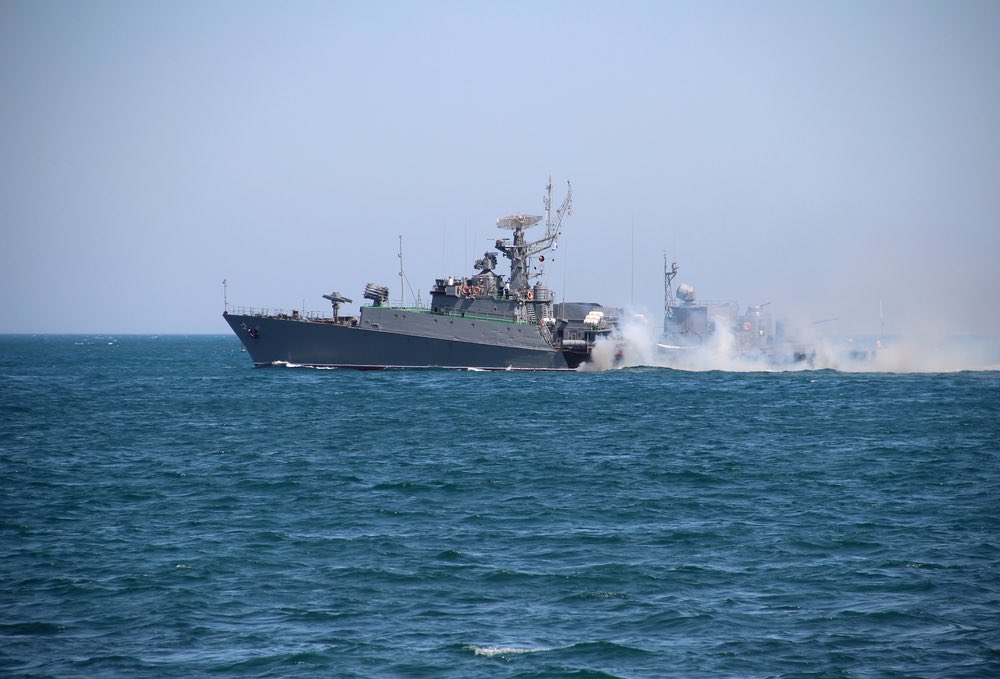Российские корабли вошли в красное море